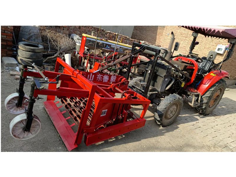 大蒜收獲機(jī)